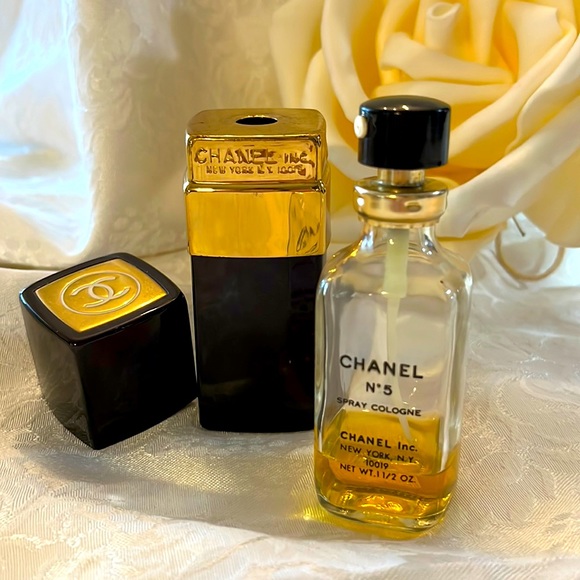 CHANEL No 5" Eau de Cologne Spray by Chanel, 1-1/2  oz - Picture 2 of 8